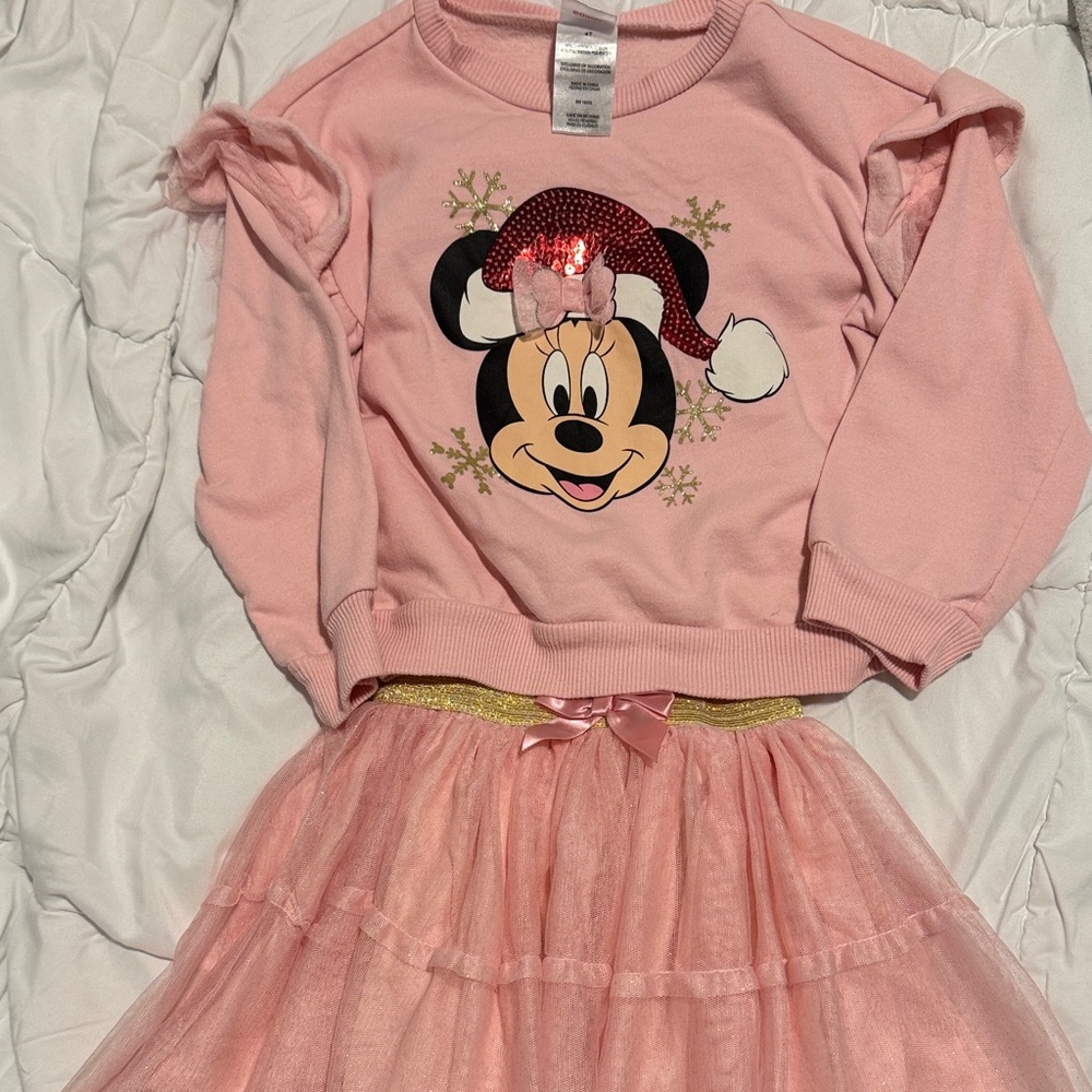 Pink Minnie Mouse Holiday Set